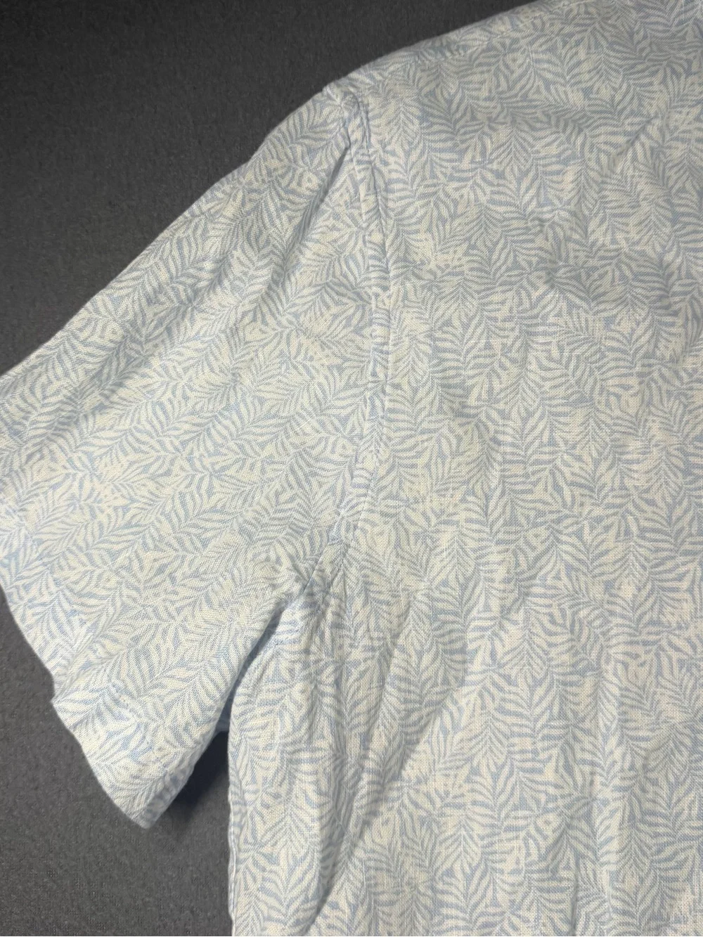 J Crew Linen Blend Button Down Shirt Mens XL Blue White Palm Printed Pocket